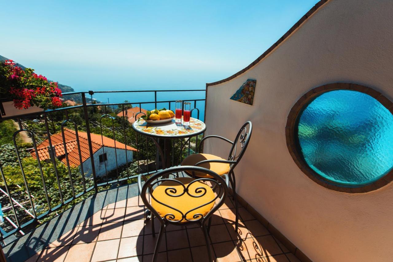 Hotel Roccia Fiorita Furore Exterior foto