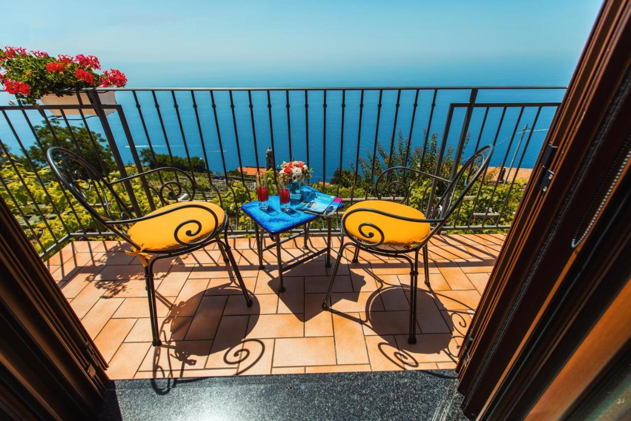 Hotel Roccia Fiorita Furore Exterior foto